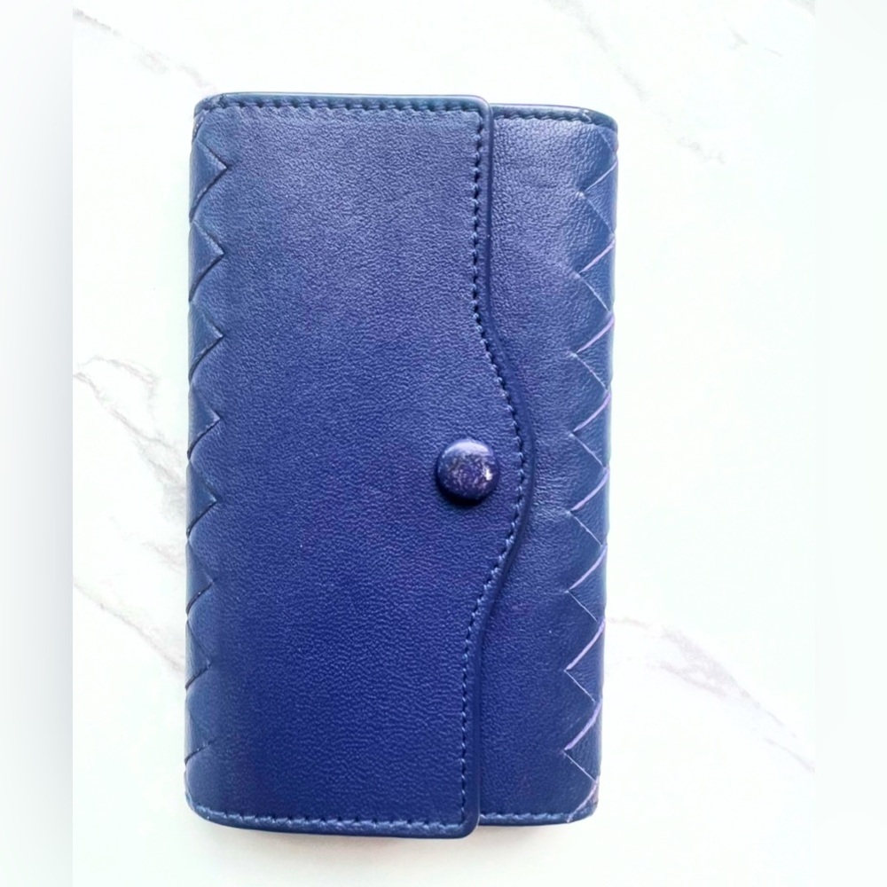 Authentic and affordable Bottega Veneta Key Holder